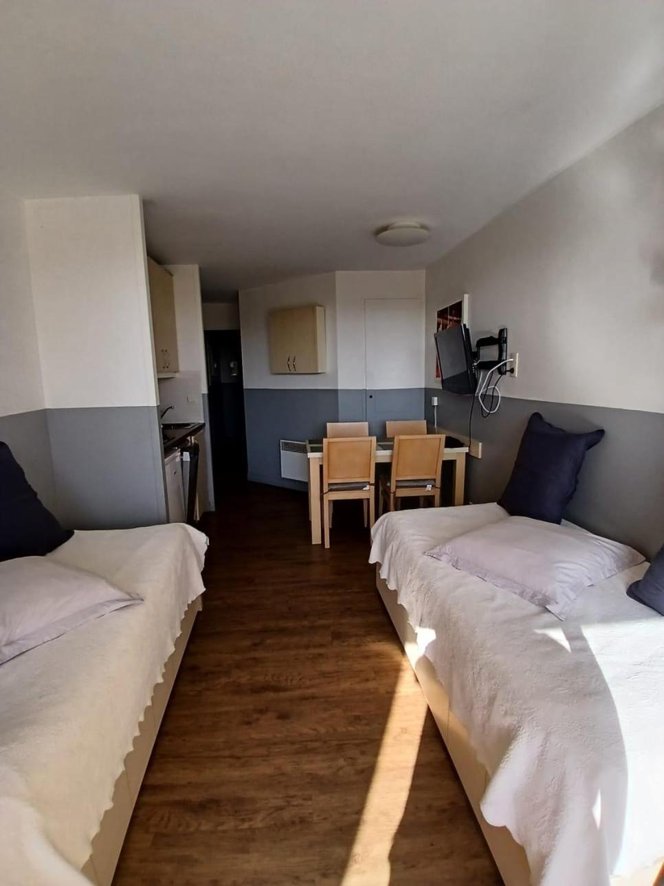 Appartement Grimaud bord de mer Extérieur photo